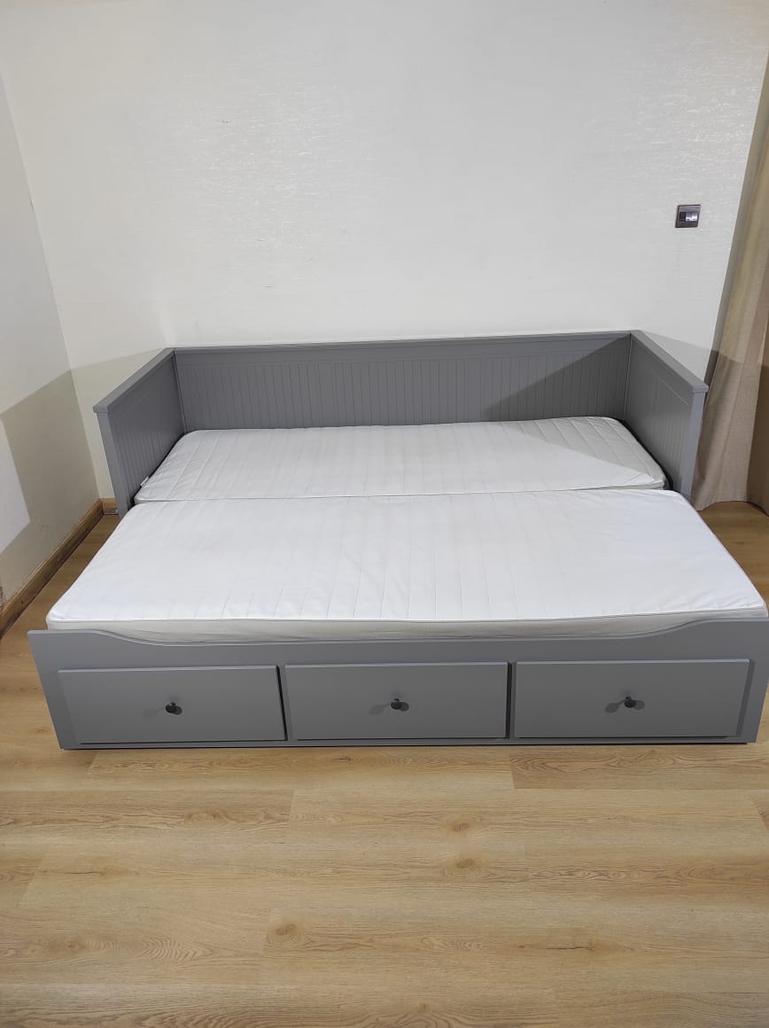 IKEA hemnes day bed frame