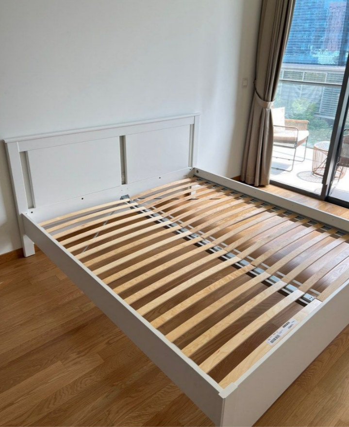 IKEA songesand bed frame