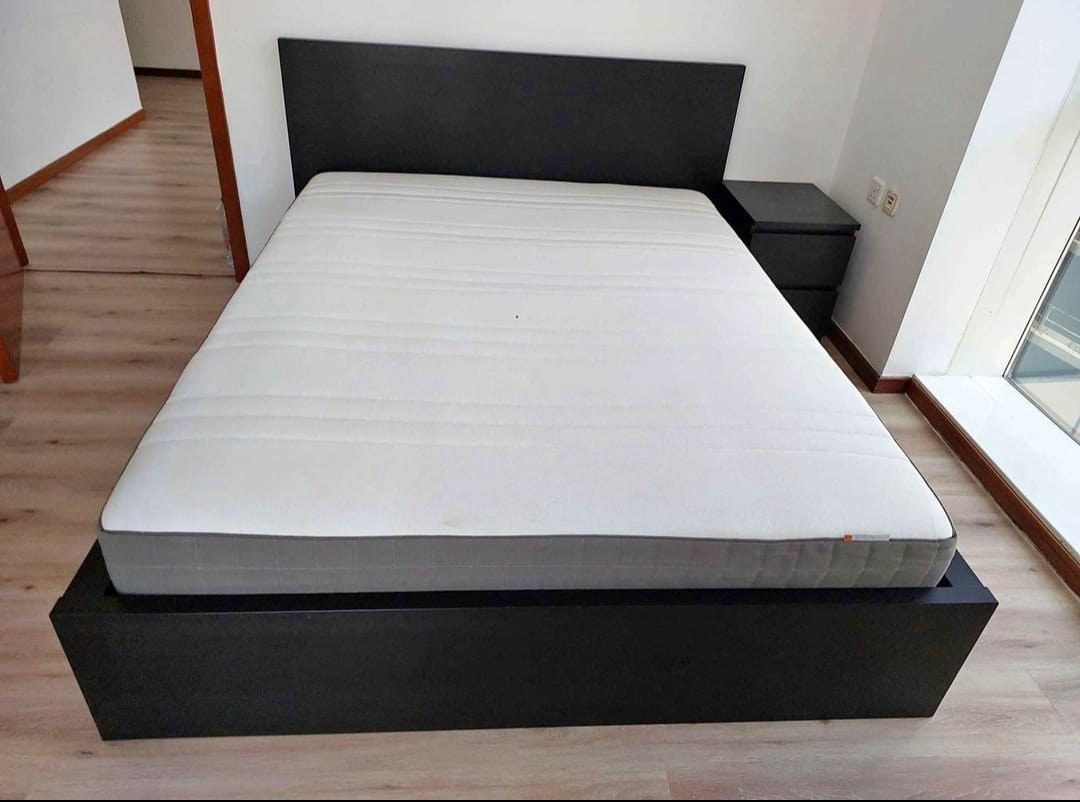 IKEA malm bed with 4 under bed storage drawer and mattress