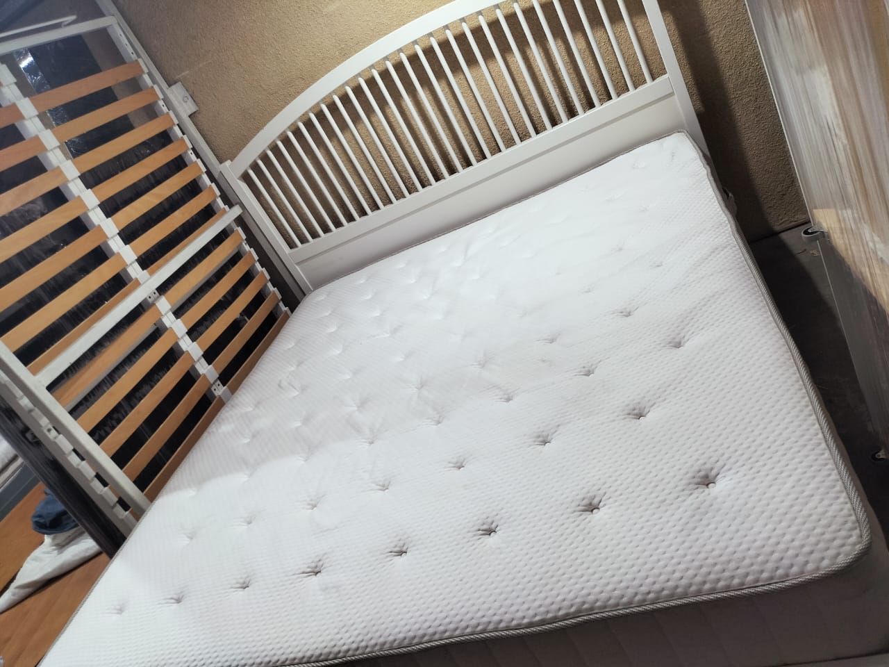 IKEA VATNESTRÖM mattress