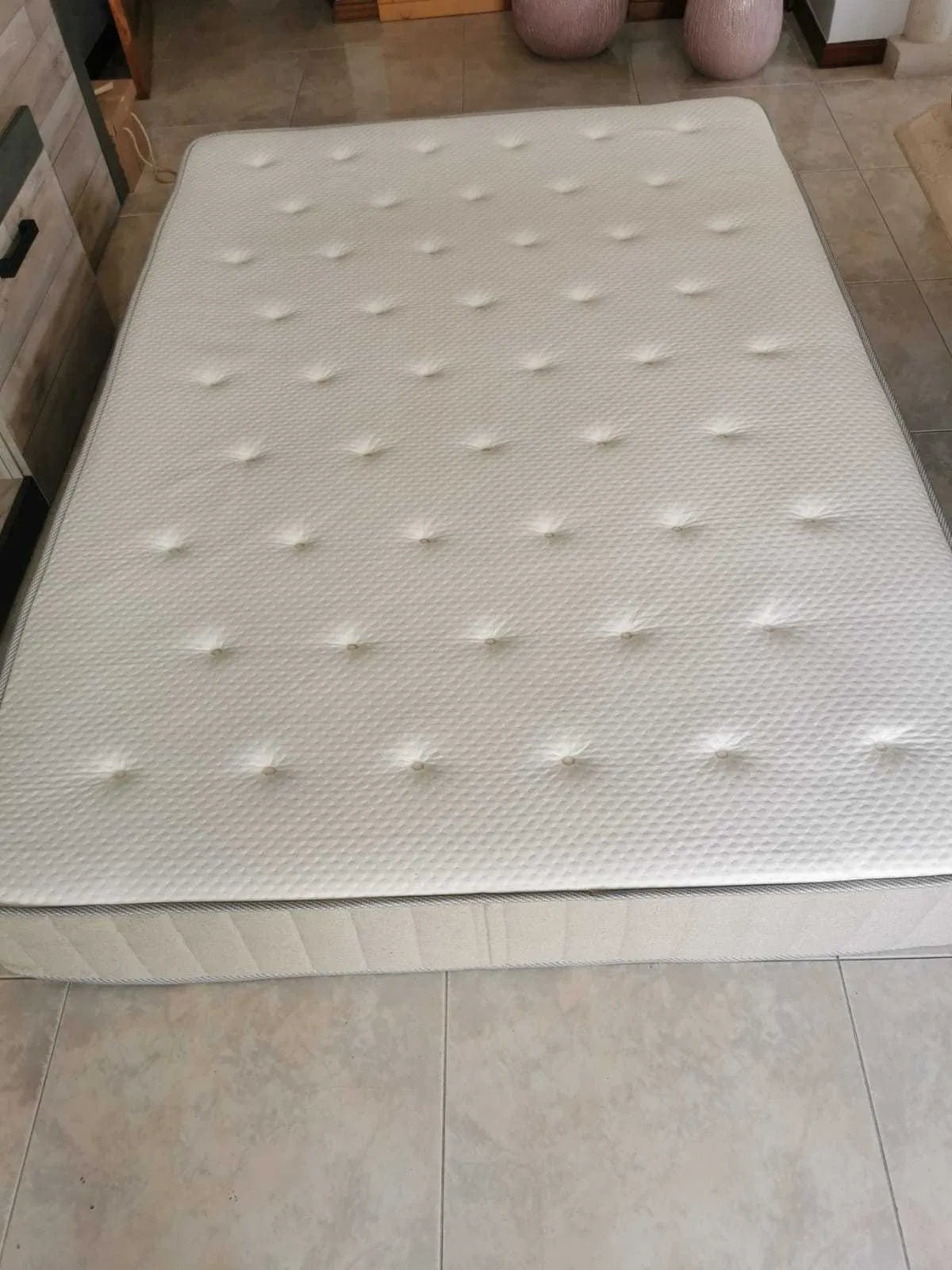 IKEA VATNESTRÖM mattress