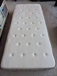 IKEA VATNESTRÖM mattress